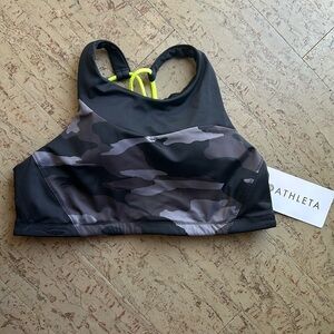 nwt Size medium Athleta bikini top,